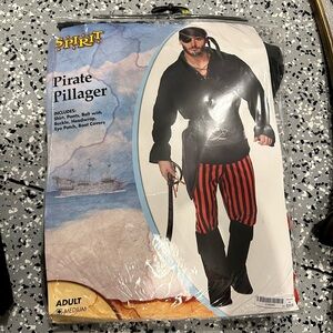 Men’s Pirate Halloween Costume